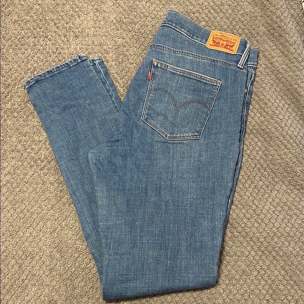 Levi's Women's Classic Skinny Blue Jeans